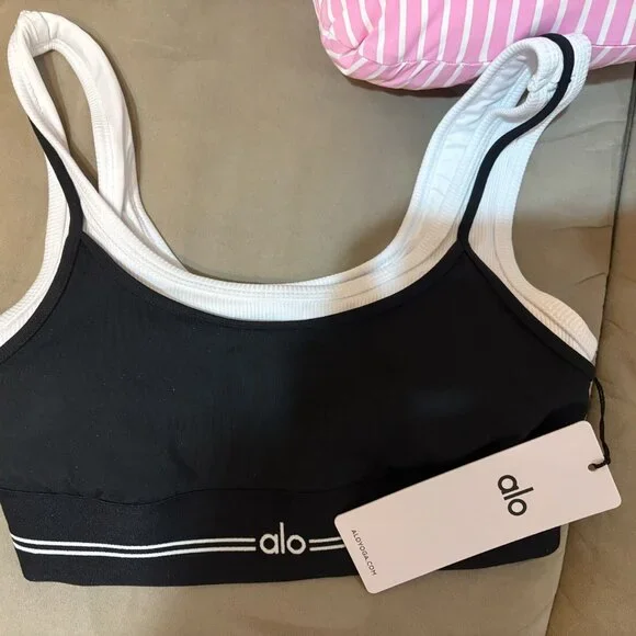 Alo Yoga Airbrush Better Together Bra And High-Waist 7/8 Legging Set Black/White - Picture 2 of 5